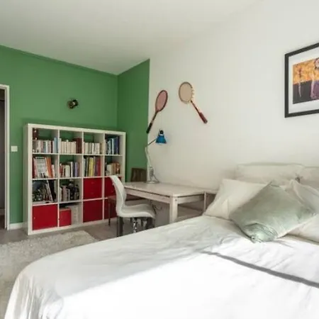 En Rouge Et Blanc : Appart D'exception De 250m² *