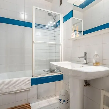 En Rouge Et Blanc : Appart D'exception De 250m² * 巴黎