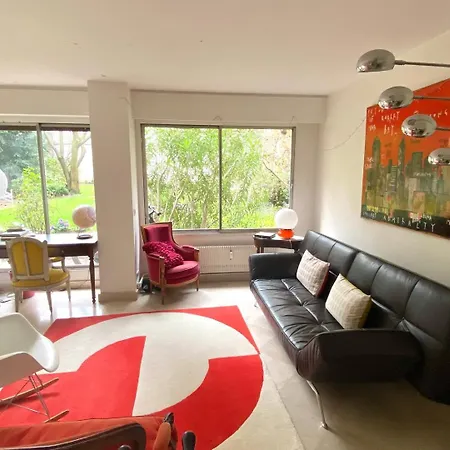 En Rouge Et Blanc : Appart D'exception De 250m² 公寓 *